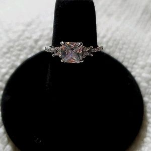 NWOT Silvertone Ring with CZ stones